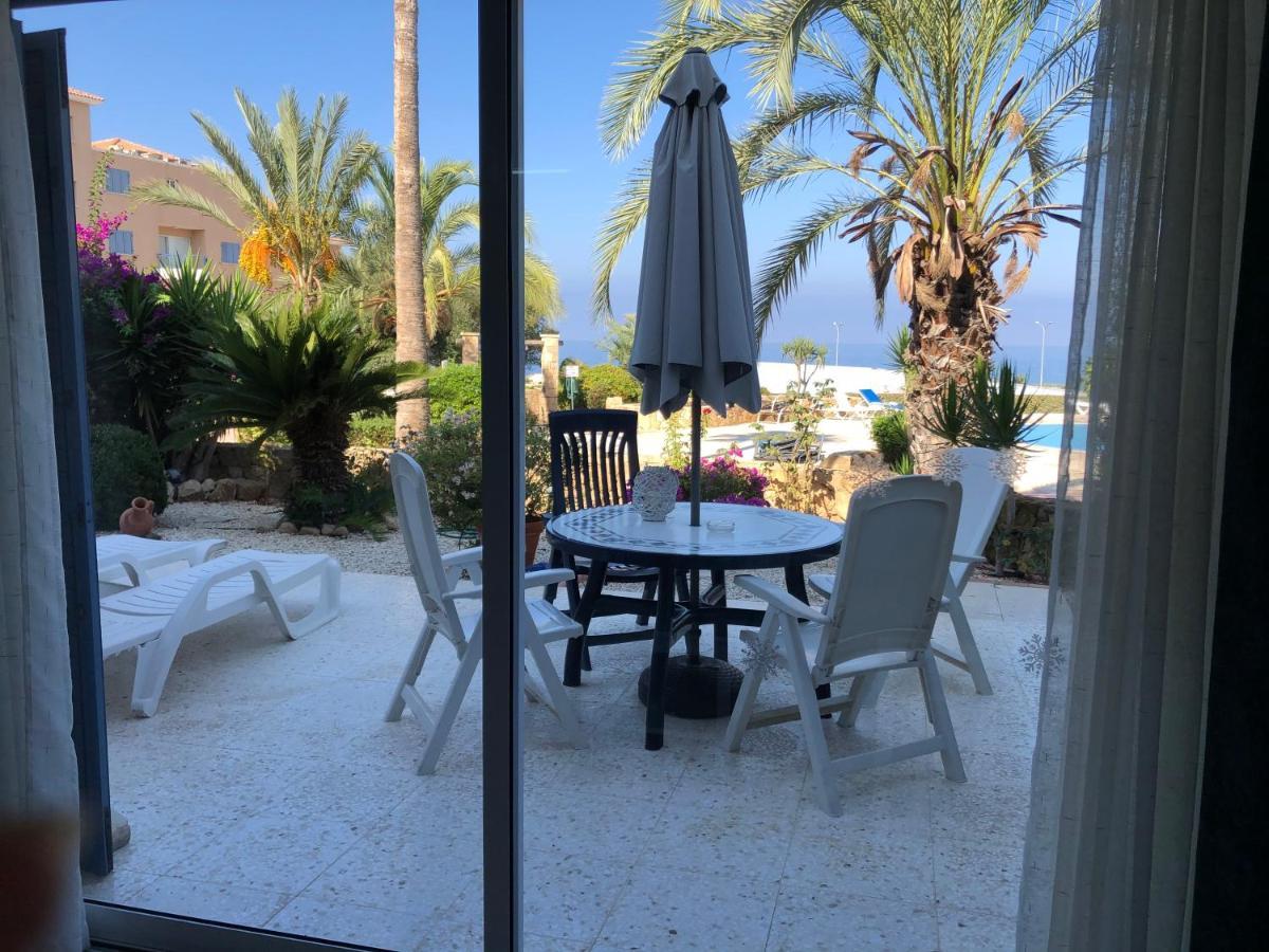 Kings Palace - Fabulous Pool-Side 2 Bed Apartment بافوس المظهر الخارجي الصورة